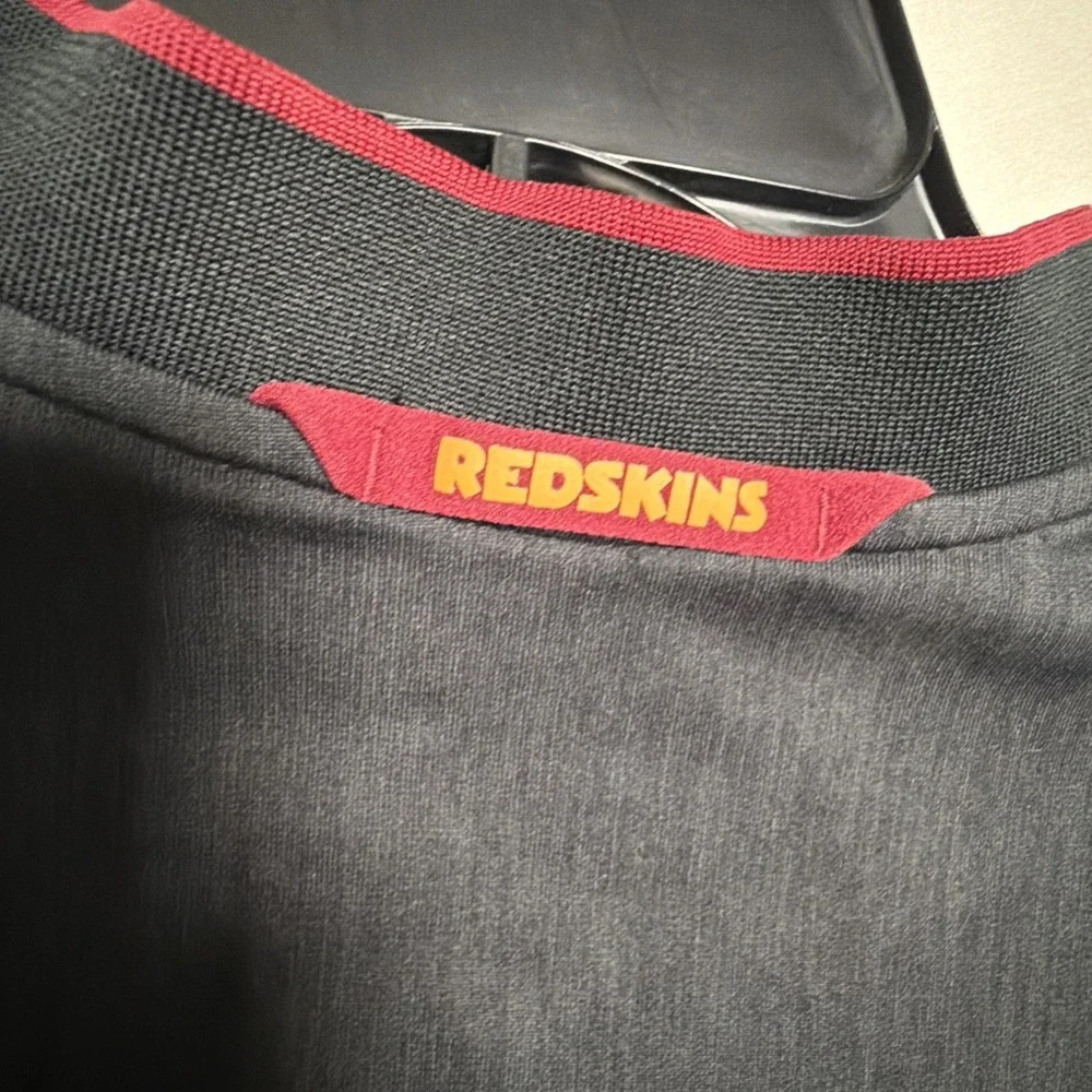 Nike NFL Washington Redskins‎ Dri-FIT 1/4 Zip Pullover Gray Men's Small